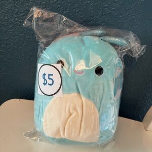 Squishmallow Freya